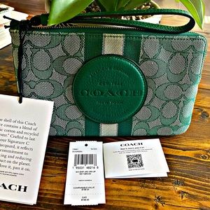 Coach Dempsey Large Wristlet